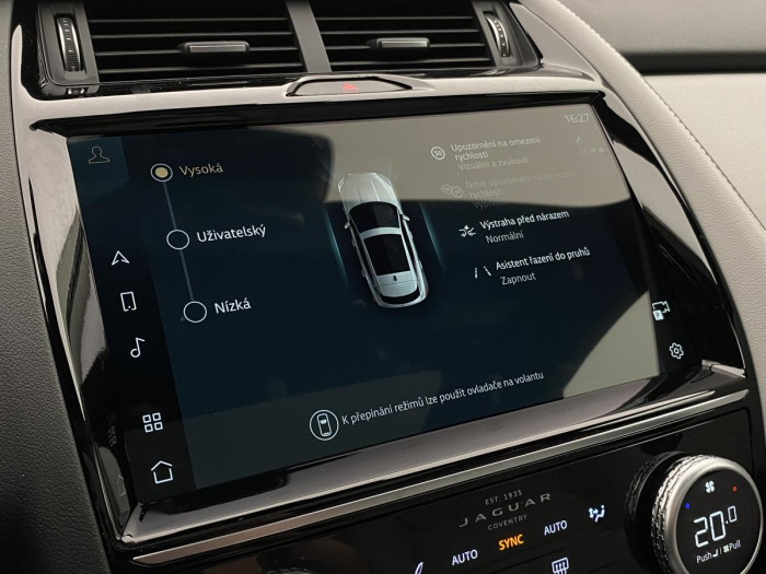 Jaguar E-Pace P250 R-DYNAMIC SE AWD AUT 2.0 Dynamic SE