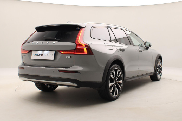 Volvo V60 CC B5 AWD PLUS AUT 1.maj