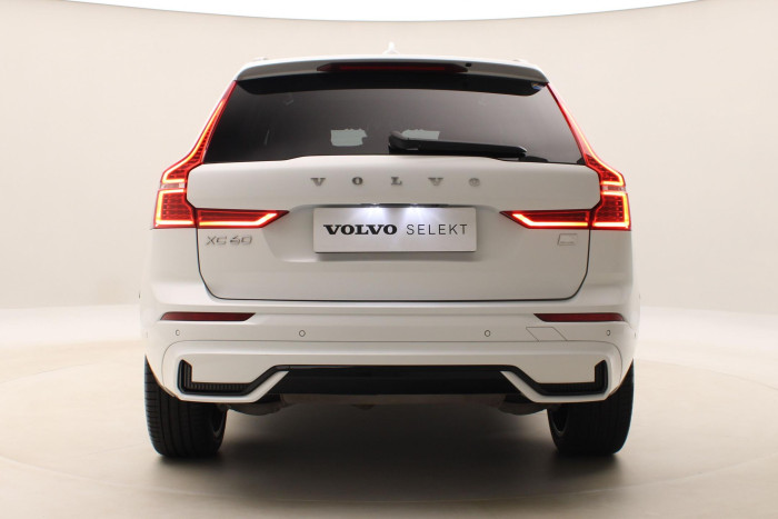 Volvo XC60 T6 AWD PLUS RECHARGE AUT 1.maj