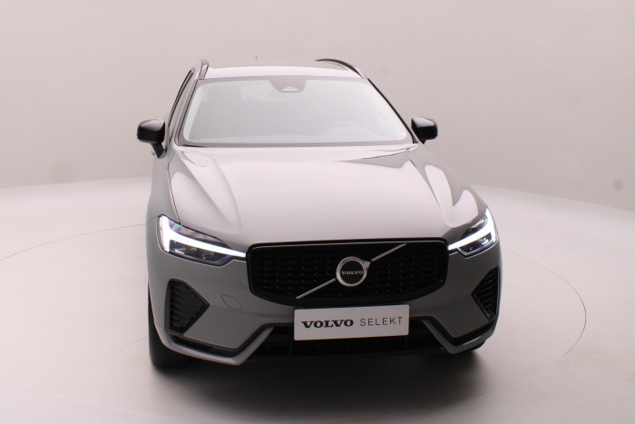 Volvo XC60 B5 AWD PLUS DARK AUT CZ 1.maj