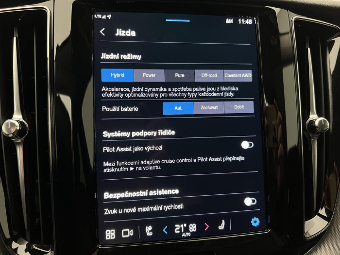 Volvo XC60 T6 AWD RECHARGE PLUS DARK AUT