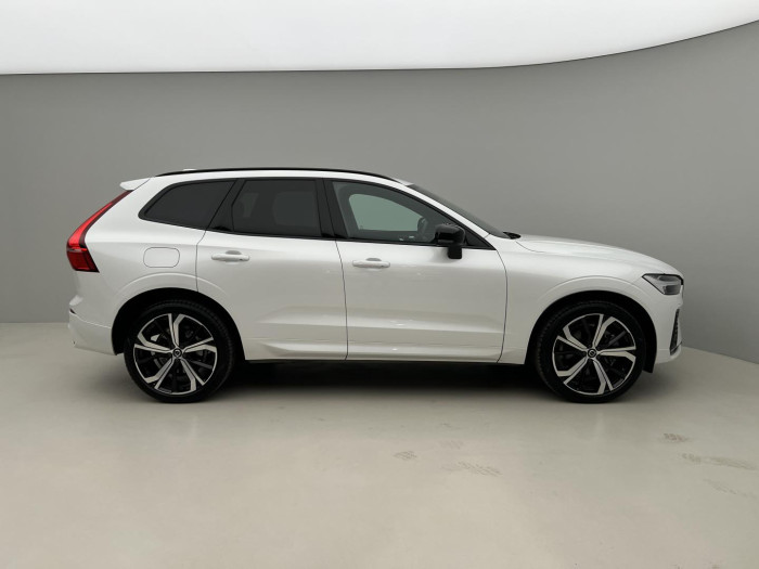 Volvo XC60 B5 AWD ULTIMATE DARK Aut 1.maj