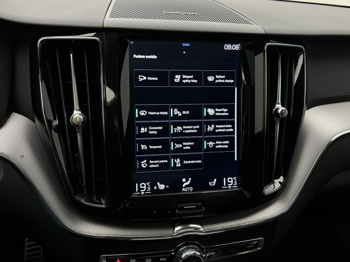 Volvo XC60 T4 R-DESIGN AUT