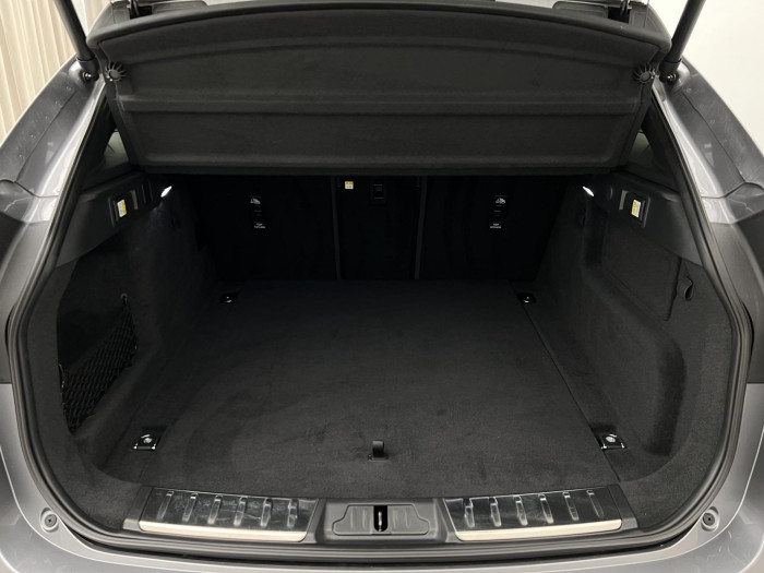 Jaguar F-Pace D300 R-DYNAMIC SE AWD AUT 3.0 d Dynamic SE