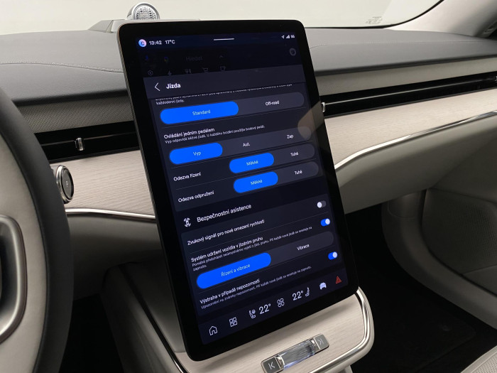 Volvo ES90 PURE ELECTRIC ULTRA