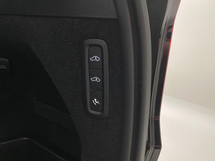 Volvo XC90 T8 AWD RECHARGE BRIGHT ULTRA 7