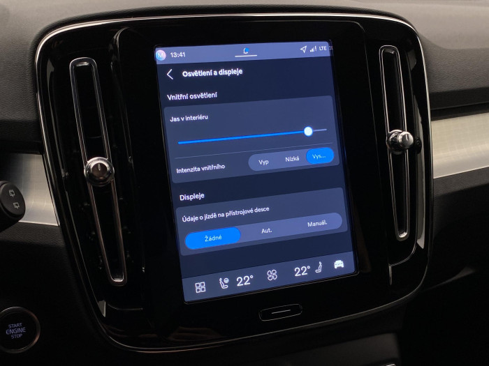 Volvo XC40 B3 AUT DARK PLUS