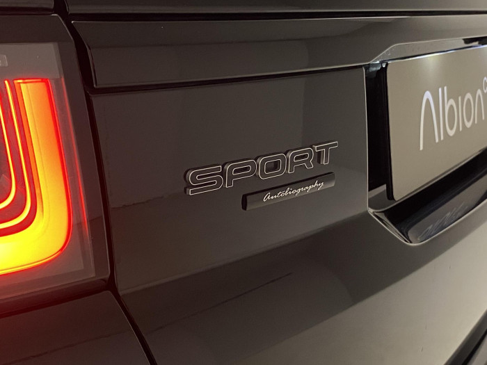 Land Rover Range Rover Sport 3.0 SDV6 REZERVACE