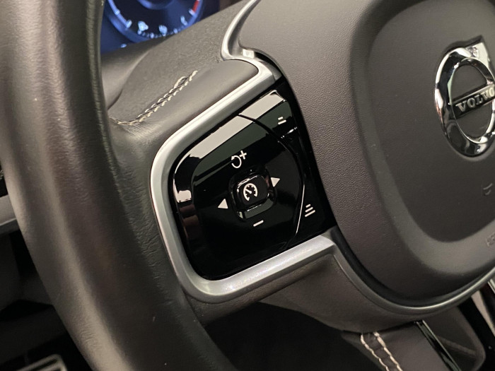 Volvo XC90 B5 AWD R-DESIGN AUT CZ