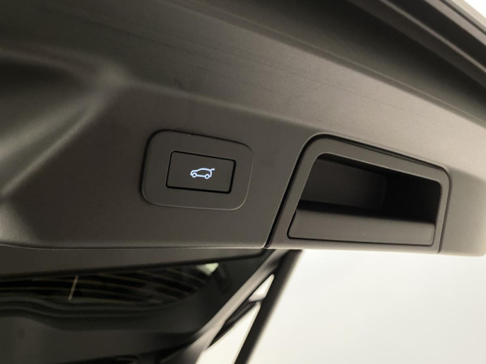 Land Rover Range Rover Velar D300 DYNAMIC SE AWD AUT 3.0 d Dynamic SE