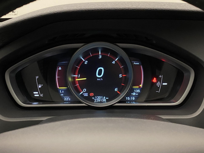 Volvo V40 D3 MOMENTUM 2.0 d Momentum