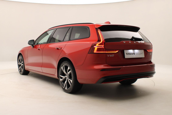 Volvo V60 B4 AUT DARK PLUS AUT CZ 1.maj