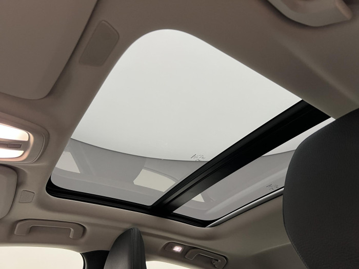 Volvo S60 B5 AWD ULTIMATE DARK AUT 1.maj