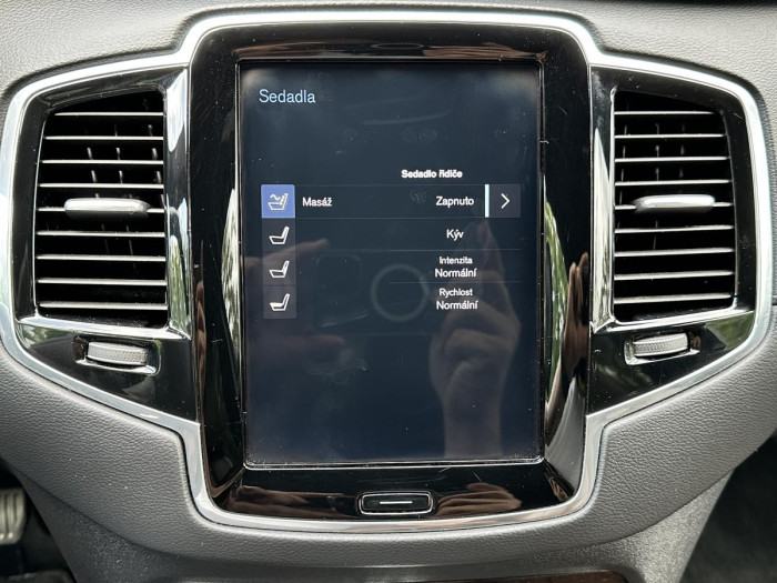 Volvo XC90 D5 AWD INSCRIPTION REZERVACE 2.0 d