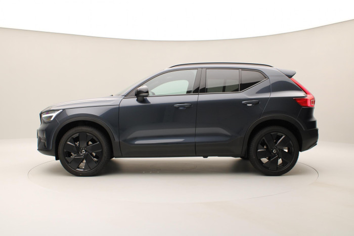 Volvo XC40 B3 AUT PLUS BLACK EDITION