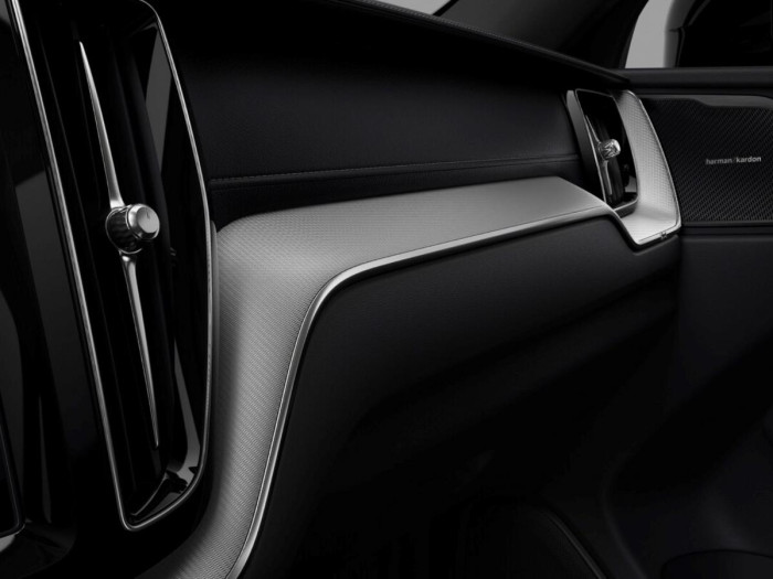 Volvo XC60 T6 AWD PLUS BLACK EDITION 2.0 Plus Edition