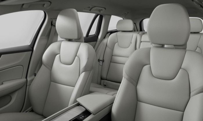 Volvo V60 B4 BRIGHT PLUS AUT