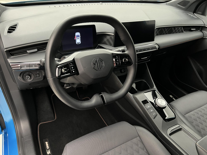 MG MG3 EXCLUSIVE HYBRID+ AUT CZ 1.maj 1.5 Exclusive