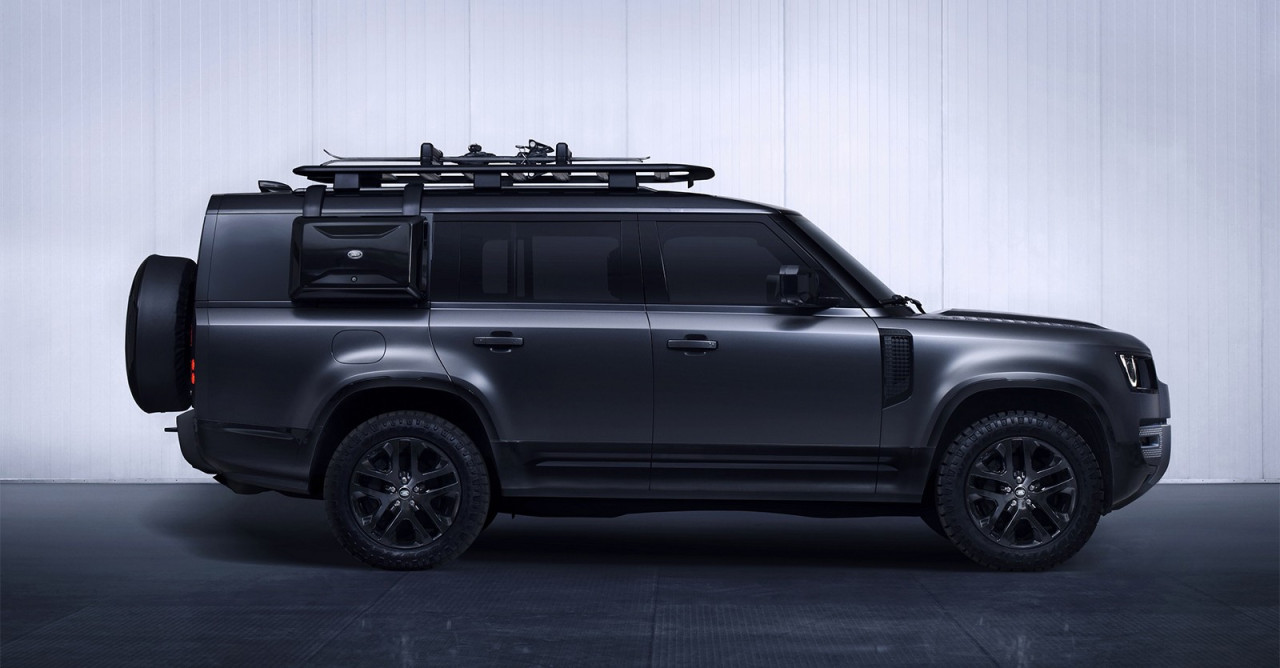 Modelová řada Defender se rozrůstá o nové verze včetně luxusního Defenderu 130 Outbound