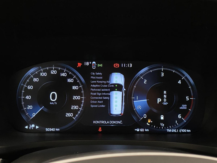 Volvo V60 CC B4 AWD MOMENTUM REZERVACE 2.0 CC CC Momentum