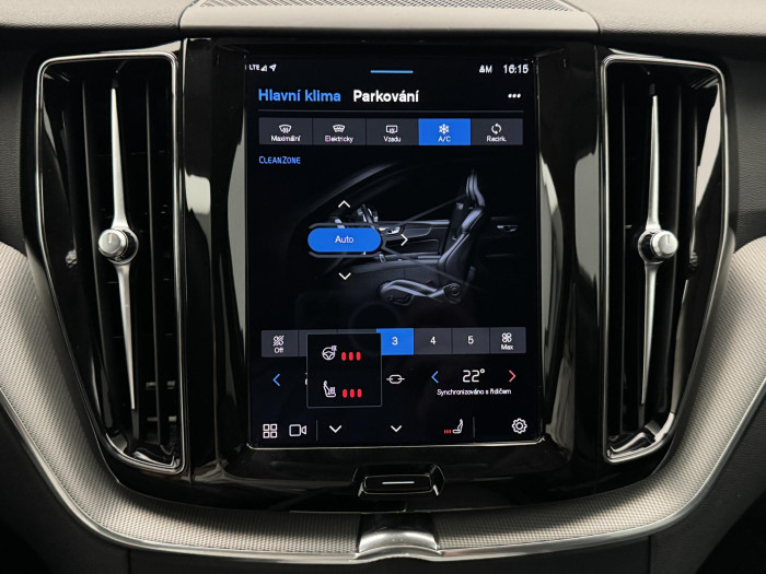 Volvo XC60 B4 AWD PLUS DARK AUT
