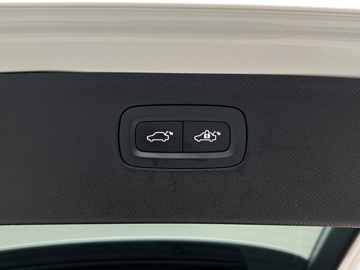 Volvo XC90 B5 AWD PLUS BRIGHT 7MÍST AUT