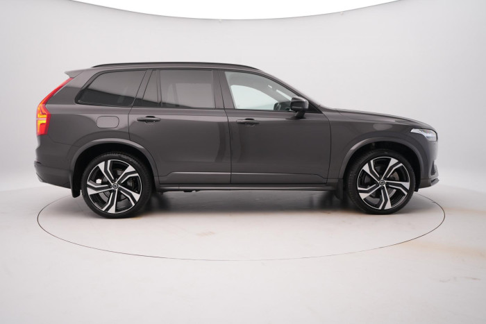 Volvo XC90 RECHARGE T8 AWD ULTIMATE 1.maj