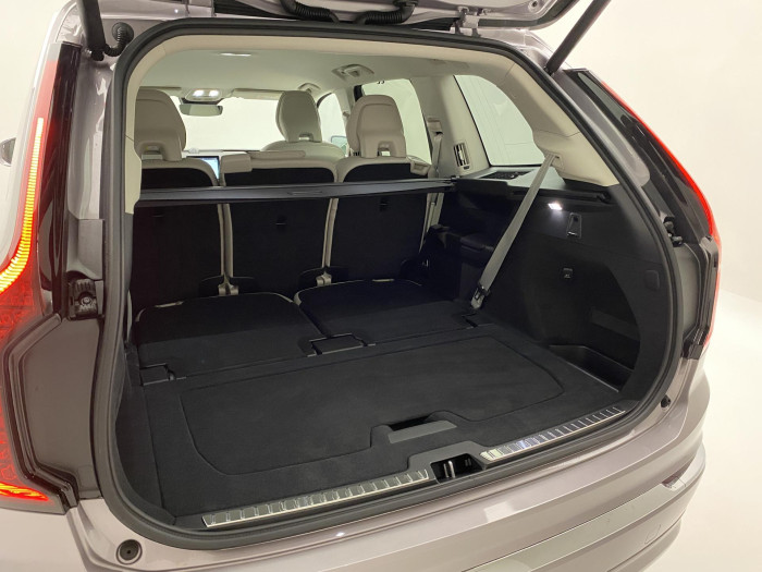 Volvo XC90 T8 AWD RECHARGE BRIGHT PLUS 7m