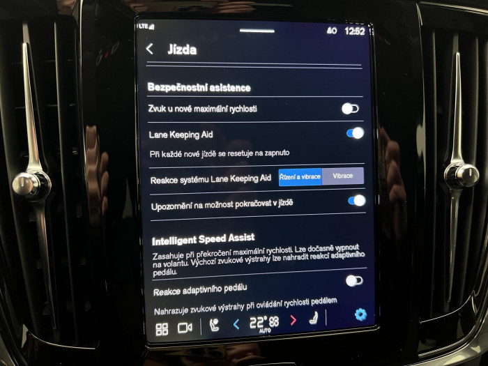 Volvo V90 T6 AWD RECHARGE PLUS DARK AUT