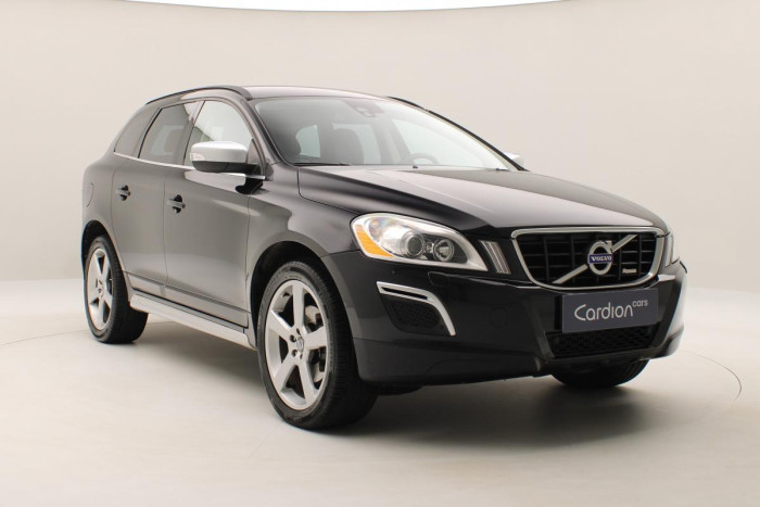 Volvo XC60 D5 AWD R-DESIGN REZERVACE 2.4 d