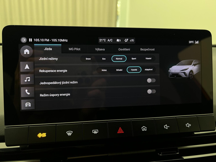 MG MG4 EV EXCLUSIVE 64 kWh CZ 1.maj. Exclusive