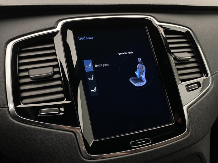 Volvo XC90 B5 AWD INSCRIPTION REZERVACE