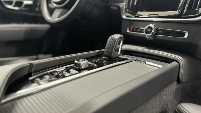 Volvo V90 B4 MOMENTUM ADVANCED REZERVACE 2.0 Momentum