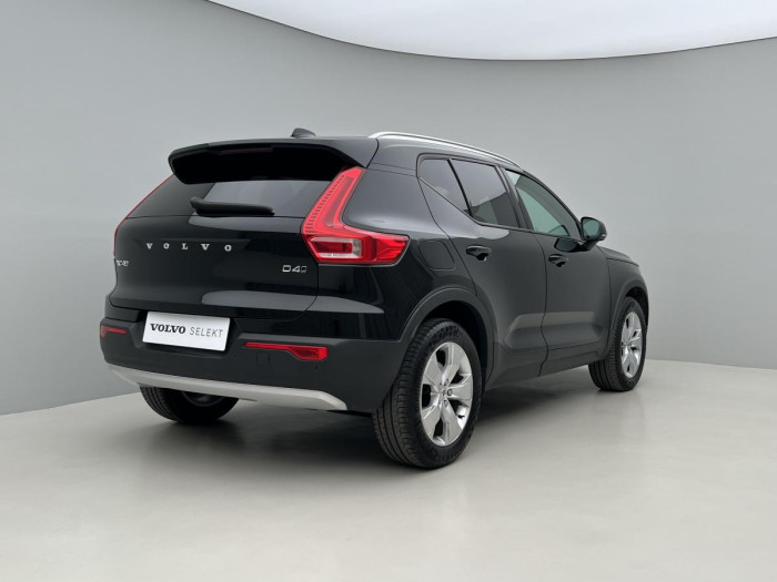 Volvo XC40 D4 AWD MOMENTUM AUT 2.0 d Momentum