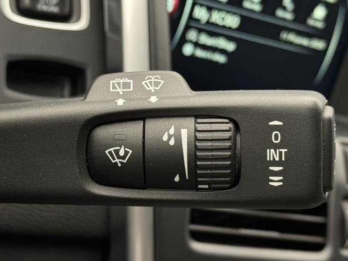 Volvo XC60 D4 AWD MOMENTUM AUT 2.4 d Momentum