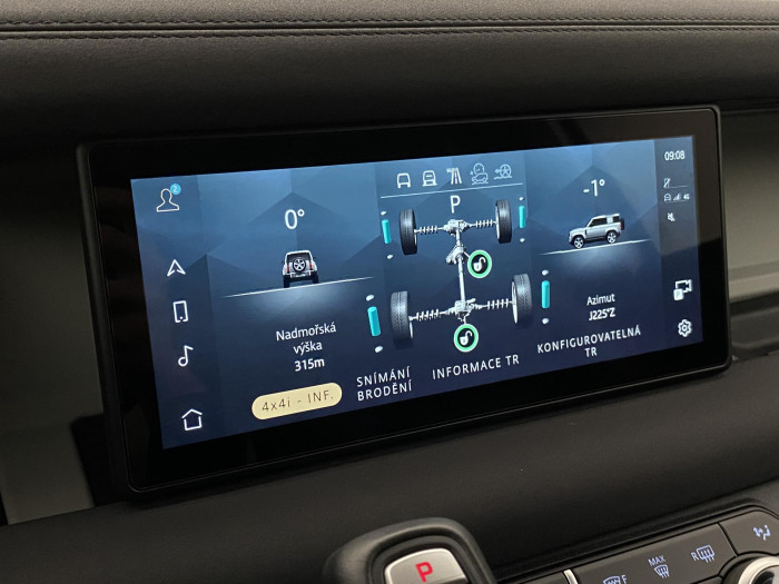 Land Rover Defender D250 SE AWD AUT REZERVACE 3.0 d SE