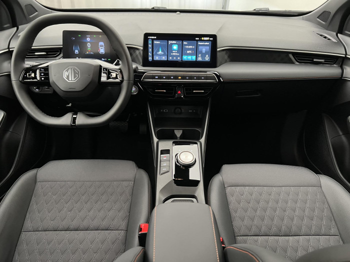 MG MG3 EXCLUSIVE HYBRID+ AUT CZ 1.maj 1.5 Exclusive