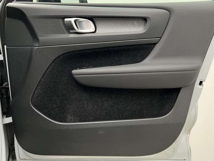 Volvo XC40 T5 RECHARGE R-DESIGN AUT