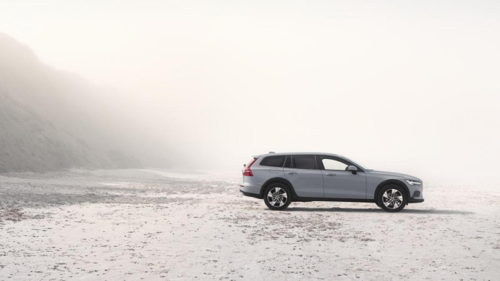 Volvo V60 B4 AWD AUT CROSS COUNTRY CORE