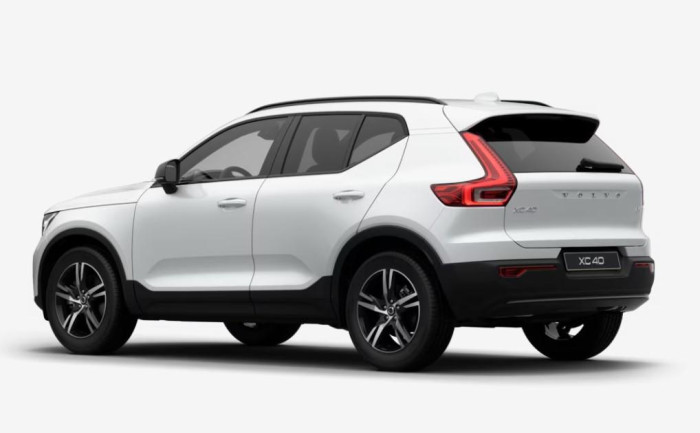 Volvo XC40 B3 AUT DARK PLUS