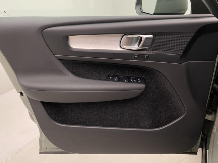 Volvo XC40 T2 CORE AUT CZ