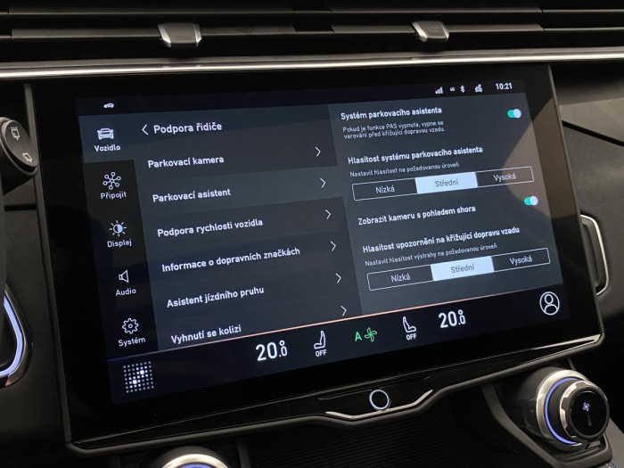 Lynk & Co 01 PHEV DCT AUT REZERVACE