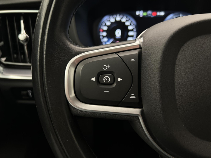 Volvo V60 B4 MOMENTUM PRO AUT 1.maj. 2.0 Momentum