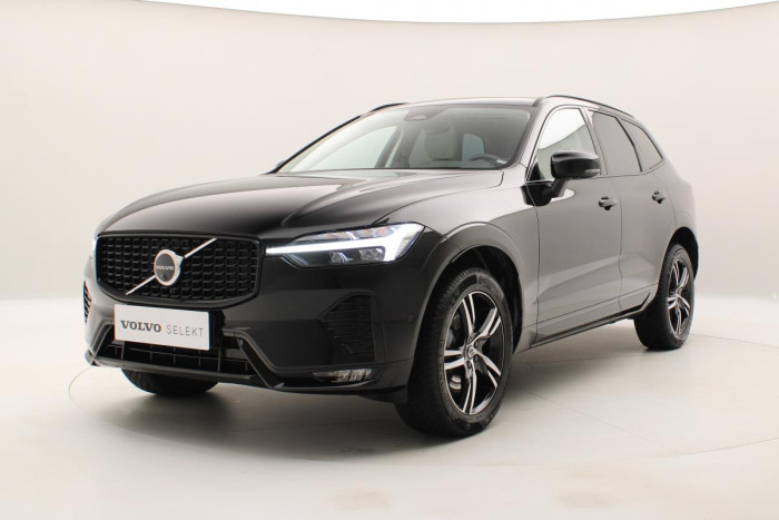 Volvo XC60 B4 AWD ULTIMATE AUT REZERVACE