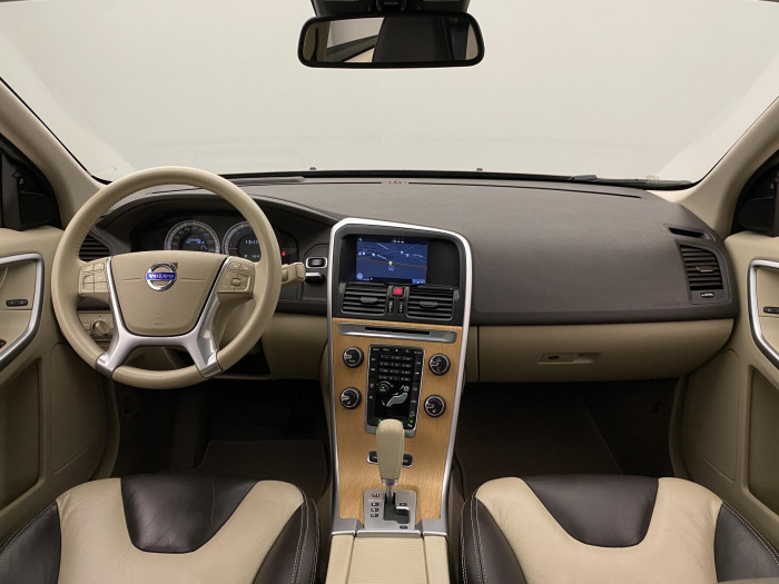 Volvo XC60 D5 AWD SUMMUM AUT CZ 2.4 d Summum