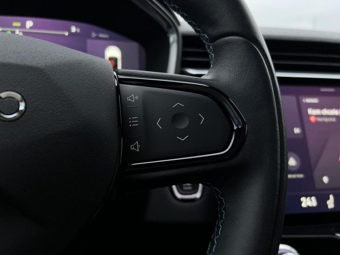 Lynk & Co 01 PHEV DCT Aut 1.maj.