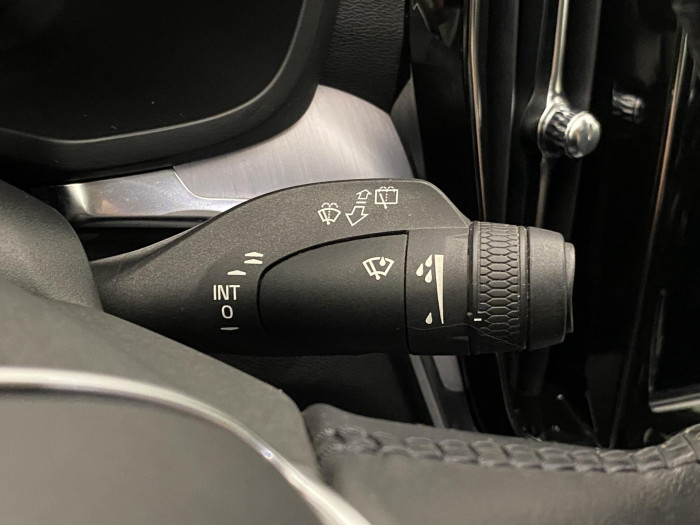 Volvo V60 D3 MOMENTUM NAVIGACE 2.0 d Momentum