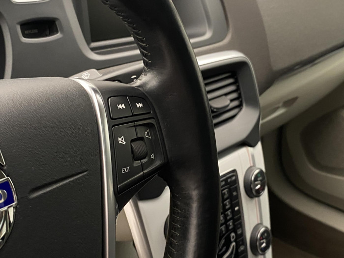 Volvo V40 D3 SUMMUM AUT 2.0 d Summum