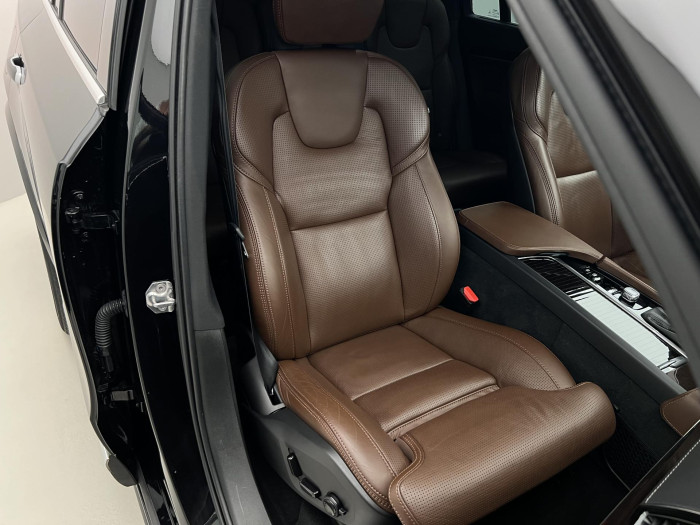 Volvo XC90 D5 AWD INSCRIPTION AUT CZ 2.0 d