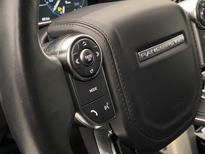 Land Rover Range Rover 4.4 SDV8 VOGUE AWD REZERVACE